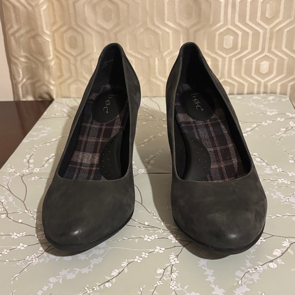 BOC Women's Gray Pumps (11M)